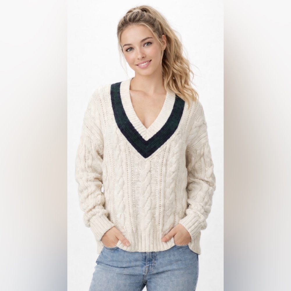 Lands’ End Cable Knit V-Neck Sweater Cream Blue Green Cotton‎ Preppy Tennis M L